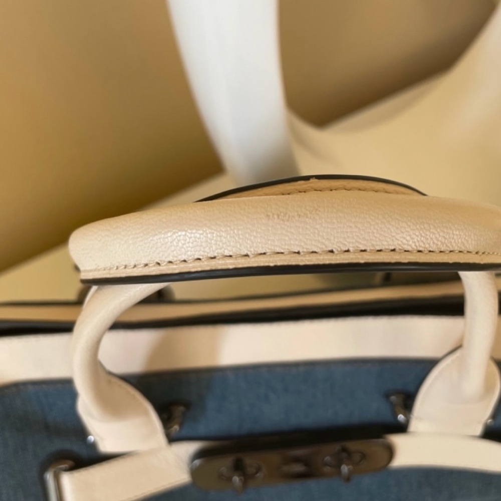 Coach swagger soft denim and navy bag. - Picture 8 of 12